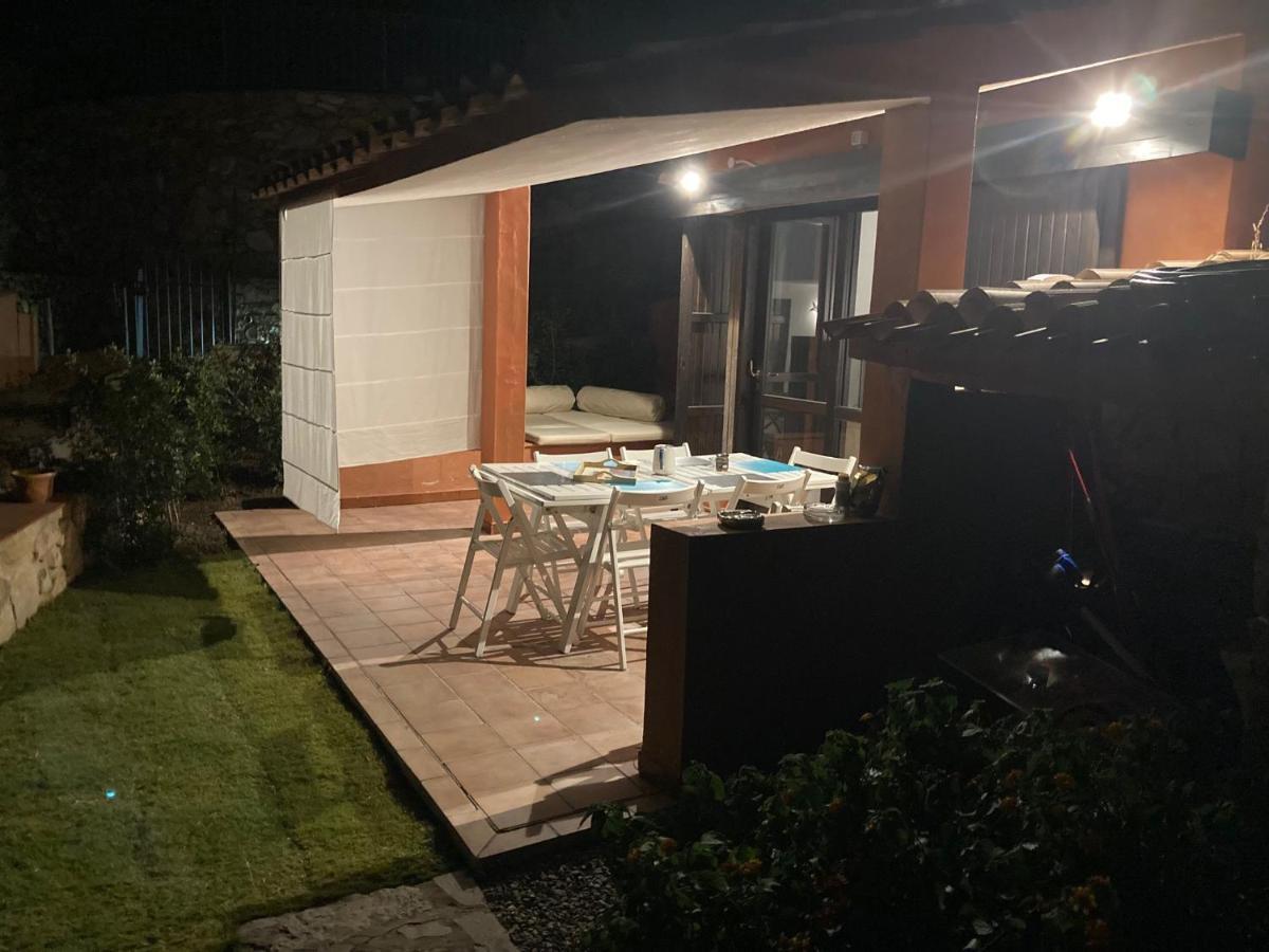 Villasimius Il Patio Sul Porto Екстер'єр фото