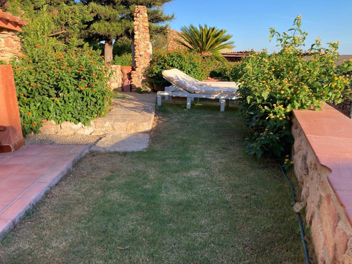 Villasimius Il Patio Sul Porto Екстер'єр фото